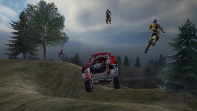 THQ:n MX Unleashed kaupoissa