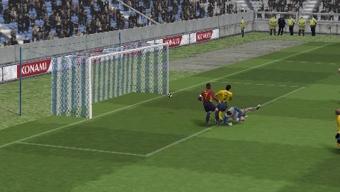PES 5 PSP:lle syksyllä
