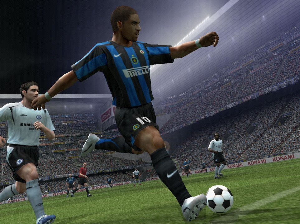 Adriano PES6:n kanteen