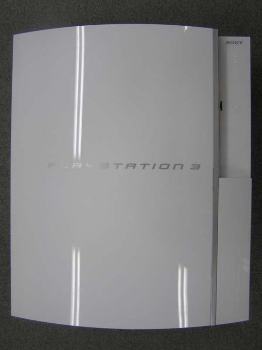Valkea PS3 matkalla Jenkkeihin
