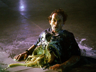 Lance Henriksen mukaan Aliens vs Predatoriin